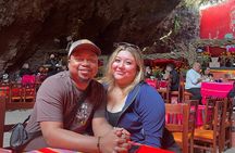 Teotihuacan guided tour, cave breakfast with CDMX transportation