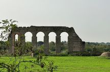 Private E-bike tour of Appian way, Aqueduct & catacombs with food