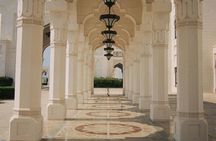 Abu Dhabi Private Full Day Sightseeing with Ferrari World Ticket
