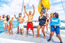 Catamaran Cruise with Dunns River Falls from Montego Bay 