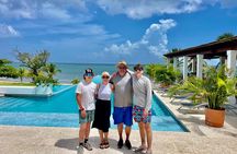 Roatán Island Tour: Sloth & Monkey Park, Rum, and Chocolate 