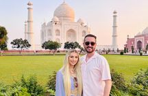 Private Taj Mahal, Agra Fort & Akbar Tomb Tour from Delhi