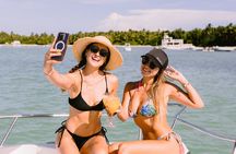 Luxury Private Family Sailing Tour in Punta Cana