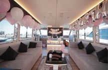 Dubai Luxury Private Yacht Rental - 64ft Hatteras Vogue
