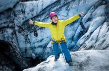 Iconic Glacier Hike on Sólheimajökull – Meet on location