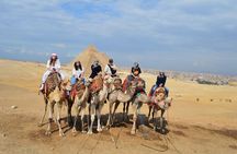 Private Tour to Giza Pyramids, Sphinx and Old Market