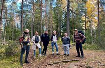 National Park Hike & Finnish Smoke Sauna Experience with Campfire Lunch