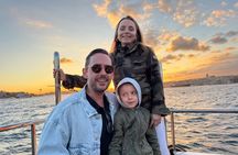 Istanbul Bosphorus Sunset Cruise on Yacht with Live Guide