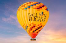 Hot air Balloon With 1957 Vintage Land Rover
