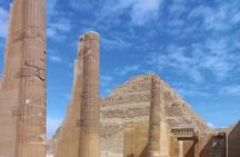Day tour of wonders pyramids in Egypt 