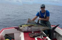 Wholesale Fishing in Poti Marara at Tahiti Teahupoo Peninsula