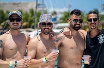 Catamaran family friendly Tour to Isla Mujeres with lunch