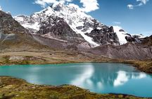 Trekking Through the 7 Lagoons of Ausangate