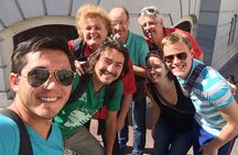 Walking Tour at Valparaiso and Viña with Lunch Starts in Santiago