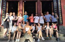 Chengdu: Panda Base Leshan Buddha English-guided Group Tour