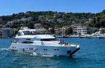 Luxury Bosphorus Yacht Tour – Asian Side Stop & Exploration