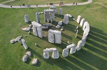 Stonehenge & Salisbury Cathedral: Private Day Trip from London