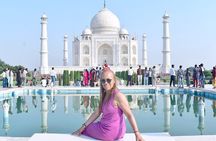 Private Skip-the-Line Taj Mahal Day Trip from Jaipur