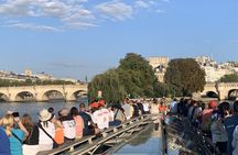 Notre-Dame Cathedral Exterior & Latin Quarter River Cruise Option