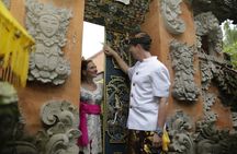 Balinese Couple or Family Celebration with Multilingual Guide