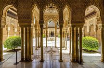 Guided tour of La Alhambra with tickets included