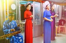 Hue Night Tour: Cyclo, Street Food & Folk Music on Perfume River