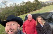 Cozy Farm Experience with Wagon Wheels and Acoustic Meal