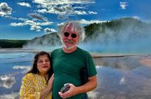 Private All-inclusive Yellowstone Lower Loop”The Volcano” Tours 