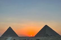 Explore pyramid half day tour