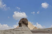 Private Guided Tour Giza Pyramid, Shpinx and The Grand Museum.