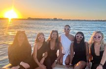 Torrevieja: Sunset onboard Exclusive Boat + Cava