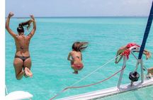  Isla Mujeres VIP Premium Catamaran Transport & Dock fee Included