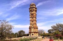 Private Chittorgarh Fort Day Tour from Udaipur Optional Guide