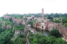 Private Chittorgarh Fort Day Tour from Udaipur Optional Guide