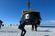 From Rovaniemi: Icebreaker Arktis Cruise with icefloating
