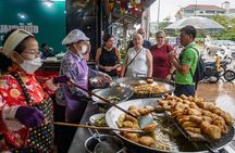 Siem Reap Evening Foodie Vespa Tour 