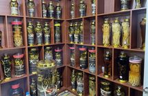  Le Mat Snake Village Tour with 10 Dishes in Hanoi