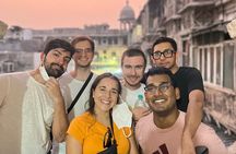 Old Delhi Odyssey: A Tour of Religion, Spice Market, & Best Food 