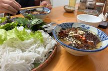 Private Tour: Secret Food Tours Hanoi