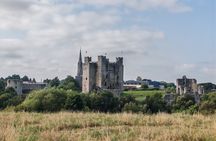 Newgrange, Trim Castle and Hill of Tara Private Tour from Dublin