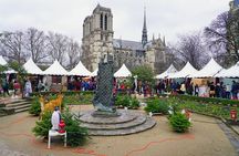 Paris Christmas Market Tour Notre Dame and Festive Food Tasting