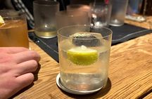 [Private]Shinjuku Night Walk & Golden Gai Bar Hopping Tour