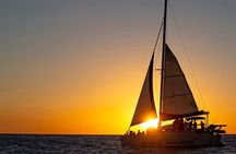 Costa Rica Catamaran: Snorkeling, Sunset, Drinks & Fresh Bites