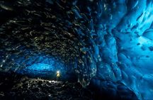 Jökulsárlón: Visit a Natural Blue Ice Cave