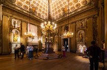 Guided Kensington Palace Tour, Royal Guard Change & Afternoon Tea