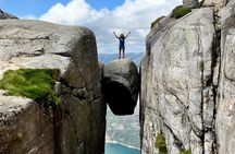 Stavanger Kjerag Hike with Guide and Transportation 