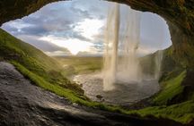 Private South Coast Adventure – Craft Your Icelandic Journey