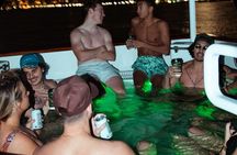 Luxury Hot Tub Boat Around NYC and Statue Private Tub up to 10