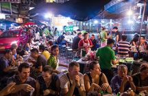 Bangkok Night Tour: Chao Phraya Boat, Tuk-Tuk & Chinatown Food
