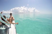 Private Boat Island Hopping & Snorkeling in Turks & Caicos 4Hrs